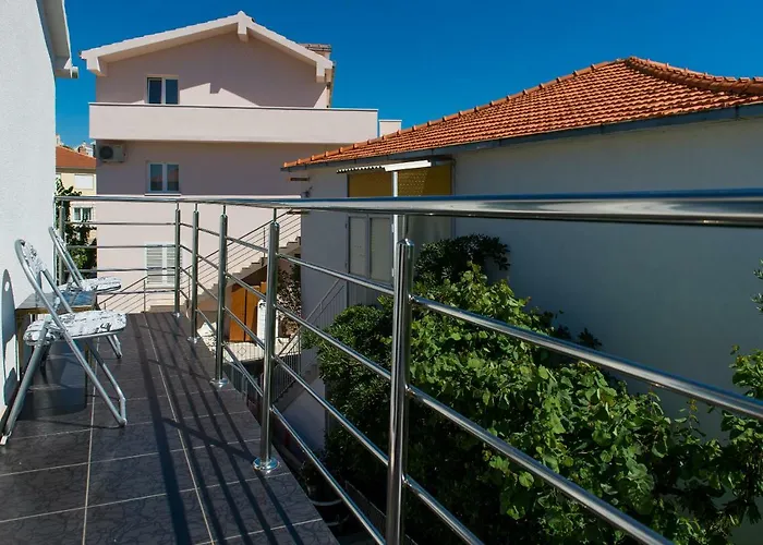 Apartment Ella