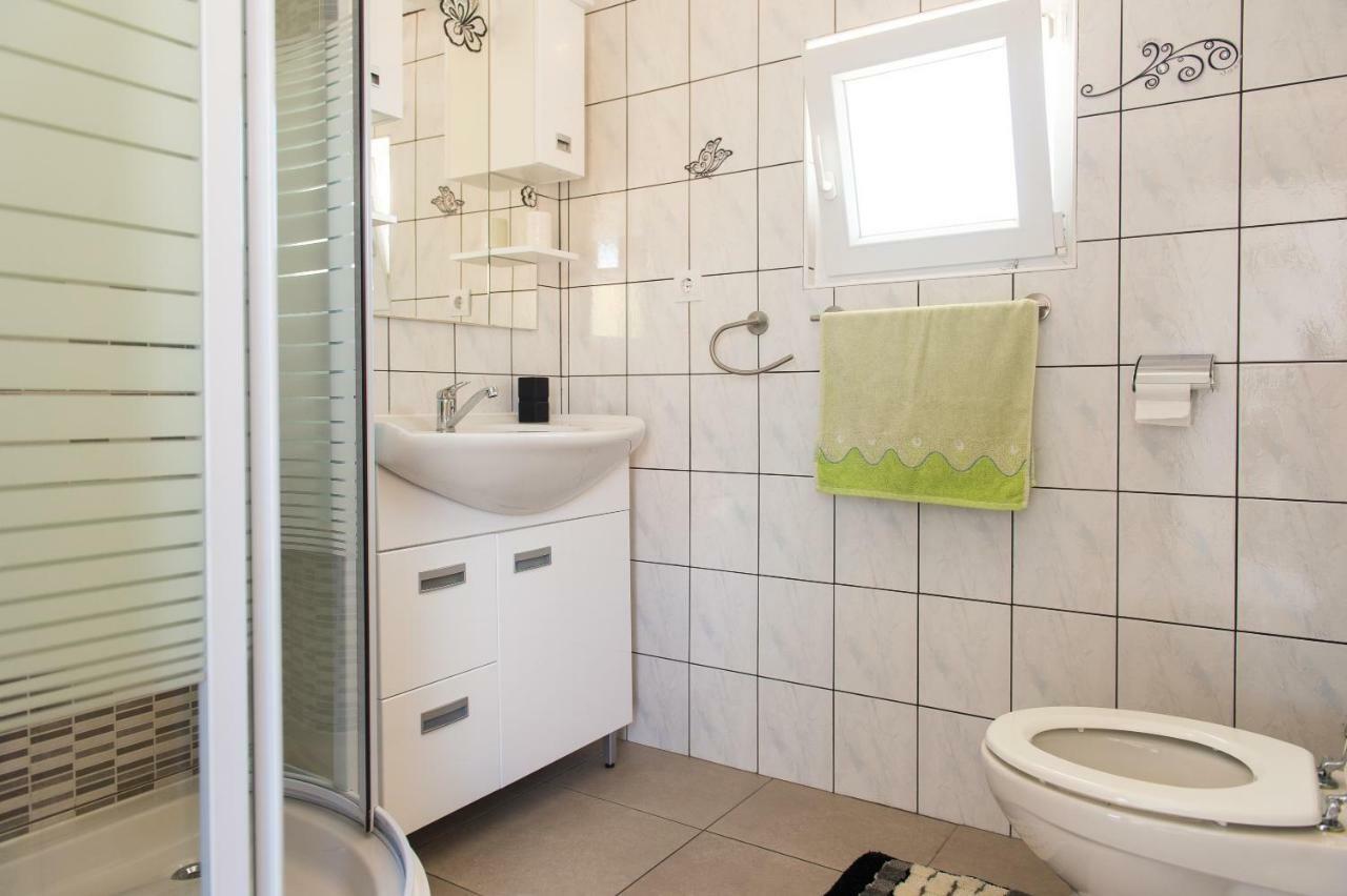 Ella Apartman *