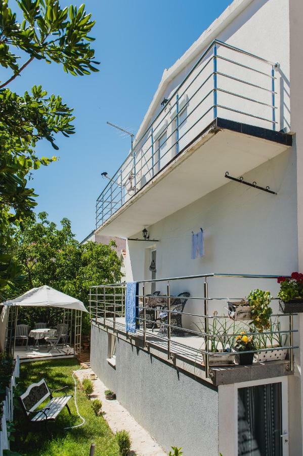 Ella Apartman Rogoznica