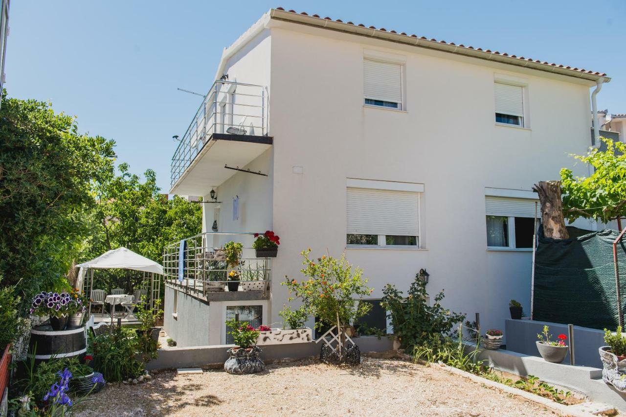 Apartman Ella
